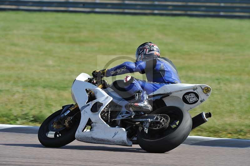 Rockingham no limits trackday;enduro digital images;event digital images;eventdigitalimages;no limits trackdays;peter wileman photography;racing digital images;rockingham raceway northamptonshire;rockingham trackday photographs;trackday digital images;trackday photos