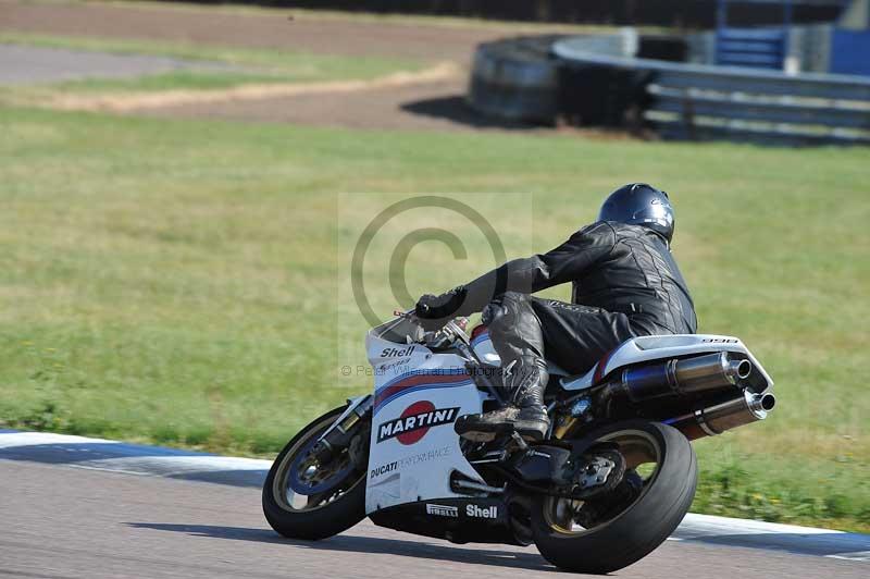 Rockingham no limits trackday;enduro digital images;event digital images;eventdigitalimages;no limits trackdays;peter wileman photography;racing digital images;rockingham raceway northamptonshire;rockingham trackday photographs;trackday digital images;trackday photos