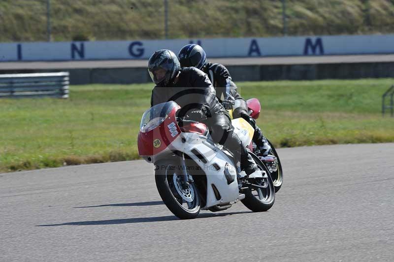 Rockingham no limits trackday;enduro digital images;event digital images;eventdigitalimages;no limits trackdays;peter wileman photography;racing digital images;rockingham raceway northamptonshire;rockingham trackday photographs;trackday digital images;trackday photos