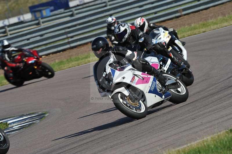 Rockingham no limits trackday;enduro digital images;event digital images;eventdigitalimages;no limits trackdays;peter wileman photography;racing digital images;rockingham raceway northamptonshire;rockingham trackday photographs;trackday digital images;trackday photos