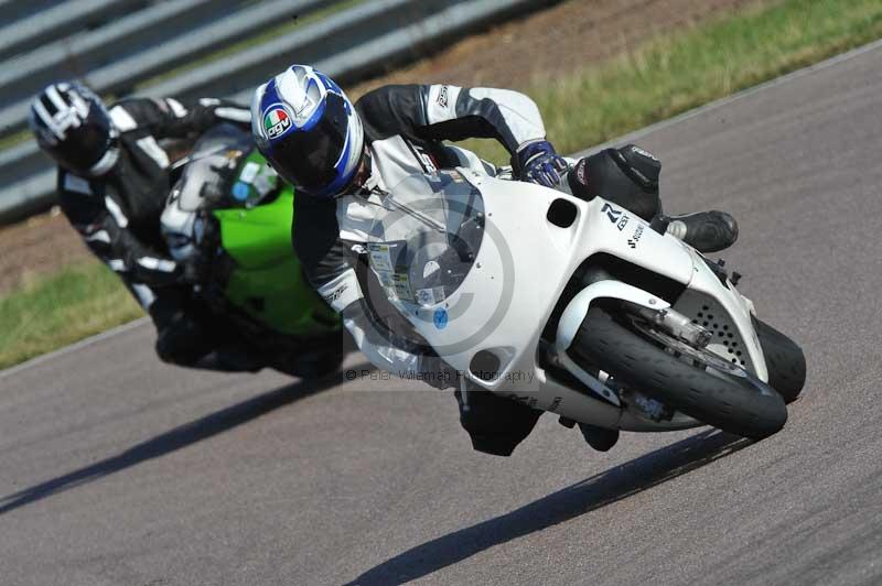 Rockingham no limits trackday;enduro digital images;event digital images;eventdigitalimages;no limits trackdays;peter wileman photography;racing digital images;rockingham raceway northamptonshire;rockingham trackday photographs;trackday digital images;trackday photos
