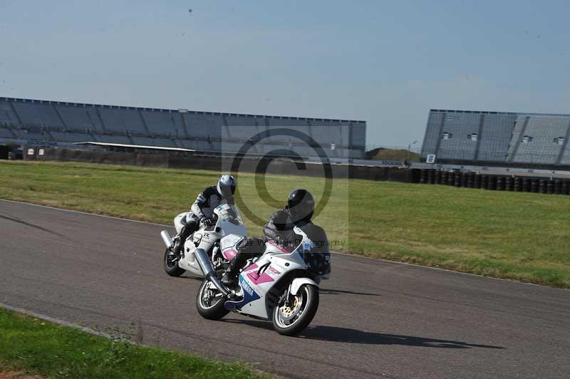 Rockingham no limits trackday;enduro digital images;event digital images;eventdigitalimages;no limits trackdays;peter wileman photography;racing digital images;rockingham raceway northamptonshire;rockingham trackday photographs;trackday digital images;trackday photos