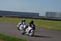 Rockingham-no-limits-trackday;enduro-digital-images;event-digital-images;eventdigitalimages;no-limits-trackdays;peter-wileman-photography;racing-digital-images;rockingham-raceway-northamptonshire;rockingham-trackday-photographs;trackday-digital-images;trackday-photos