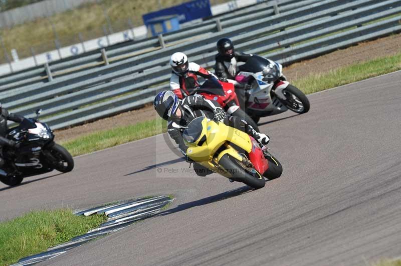 Rockingham no limits trackday;enduro digital images;event digital images;eventdigitalimages;no limits trackdays;peter wileman photography;racing digital images;rockingham raceway northamptonshire;rockingham trackday photographs;trackday digital images;trackday photos
