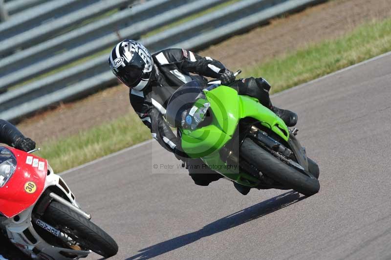 Rockingham no limits trackday;enduro digital images;event digital images;eventdigitalimages;no limits trackdays;peter wileman photography;racing digital images;rockingham raceway northamptonshire;rockingham trackday photographs;trackday digital images;trackday photos