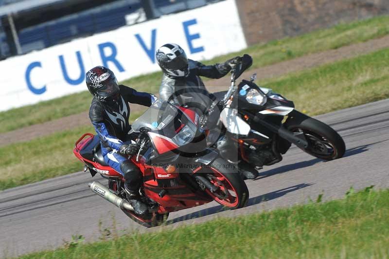 Rockingham no limits trackday;enduro digital images;event digital images;eventdigitalimages;no limits trackdays;peter wileman photography;racing digital images;rockingham raceway northamptonshire;rockingham trackday photographs;trackday digital images;trackday photos