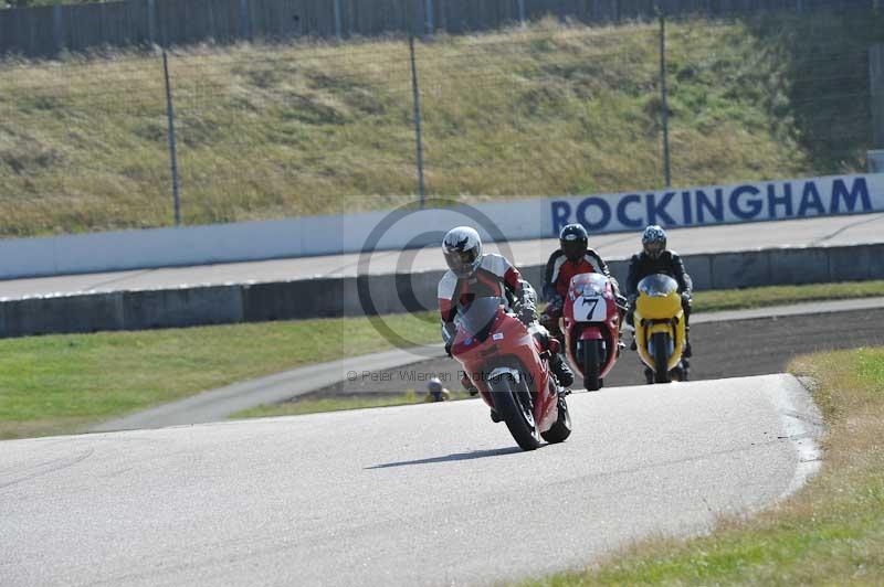 Rockingham no limits trackday;enduro digital images;event digital images;eventdigitalimages;no limits trackdays;peter wileman photography;racing digital images;rockingham raceway northamptonshire;rockingham trackday photographs;trackday digital images;trackday photos
