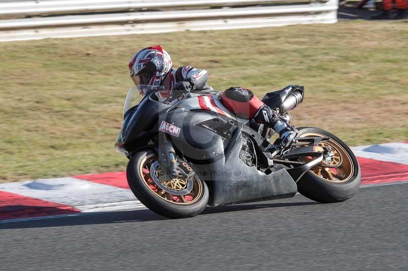 Motorcycle action photographs;brands;brands hatch photographs;event digital images;eventdigitalimages;motor racing london;no limits trackday;peter wileman photography;trackday;trackday digital images;trackday photos