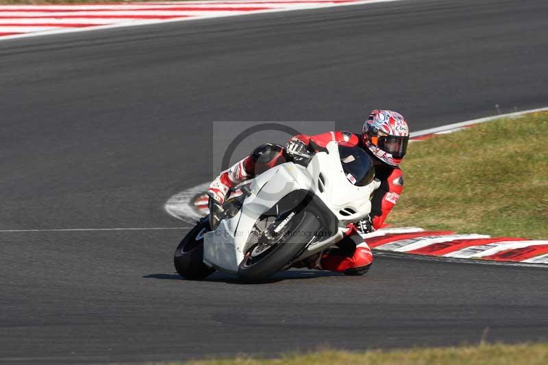 Motorcycle action photographs;brands;brands hatch photographs;event digital images;eventdigitalimages;motor racing london;no limits trackday;peter wileman photography;trackday;trackday digital images;trackday photos