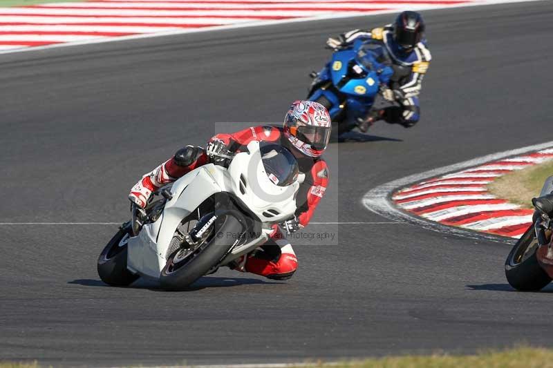 Motorcycle action photographs;brands;brands hatch photographs;event digital images;eventdigitalimages;motor racing london;no limits trackday;peter wileman photography;trackday;trackday digital images;trackday photos