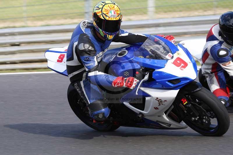 Motorcycle action photographs;brands;brands hatch photographs;event digital images;eventdigitalimages;motor racing london;no limits trackday;peter wileman photography;trackday;trackday digital images;trackday photos