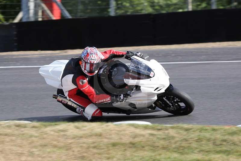 Motorcycle action photographs;brands;brands hatch photographs;event digital images;eventdigitalimages;motor racing london;no limits trackday;peter wileman photography;trackday;trackday digital images;trackday photos