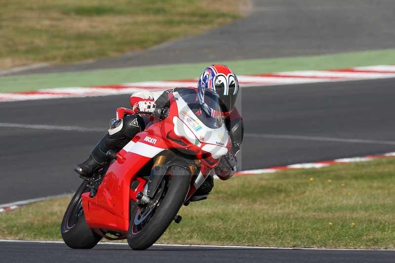 Motorcycle action photographs;brands;brands hatch photographs;event digital images;eventdigitalimages;motor racing london;no limits trackday;peter wileman photography;trackday;trackday digital images;trackday photos