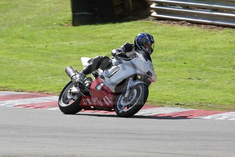 Motorcycle action photographs;brands;brands hatch photographs;event digital images;eventdigitalimages;motor racing london;no limits trackday;peter wileman photography;trackday;trackday digital images;trackday photos