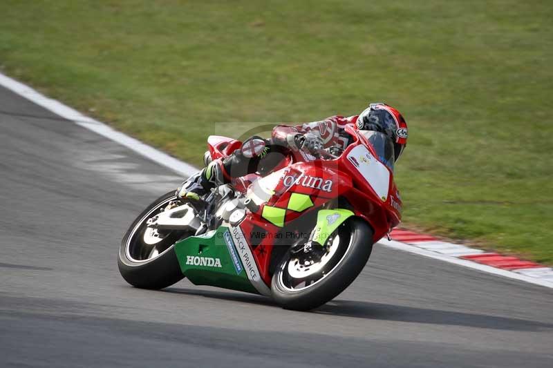 Motorcycle action photographs;brands;brands hatch photographs;event digital images;eventdigitalimages;motor racing london;no limits trackday;peter wileman photography;trackday;trackday digital images;trackday photos
