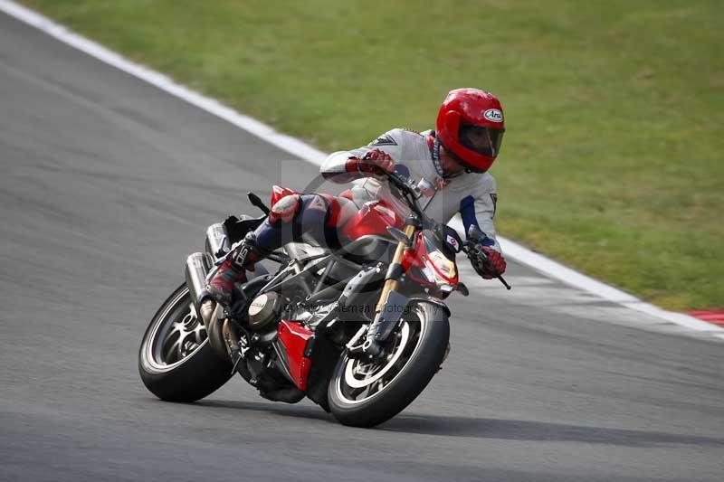 Motorcycle action photographs;brands;brands hatch photographs;event digital images;eventdigitalimages;motor racing london;no limits trackday;peter wileman photography;trackday;trackday digital images;trackday photos