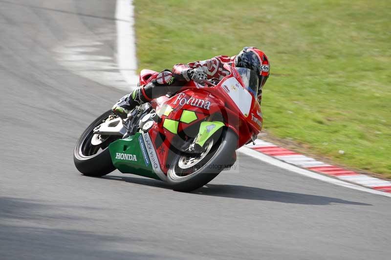 Motorcycle action photographs;brands;brands hatch photographs;event digital images;eventdigitalimages;motor racing london;no limits trackday;peter wileman photography;trackday;trackday digital images;trackday photos