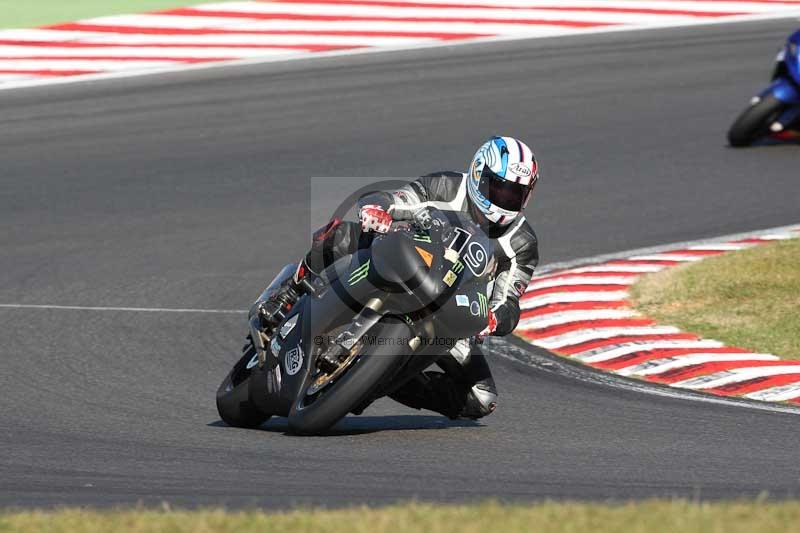 Motorcycle action photographs;brands;brands hatch photographs;event digital images;eventdigitalimages;motor racing london;no limits trackday;peter wileman photography;trackday;trackday digital images;trackday photos