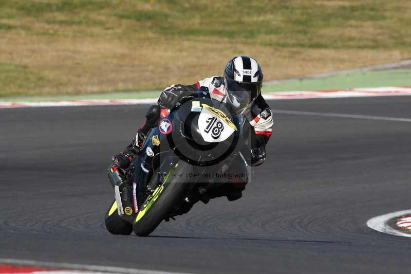 Motorcycle action photographs;brands;brands hatch photographs;event digital images;eventdigitalimages;motor racing london;no limits trackday;peter wileman photography;trackday;trackday digital images;trackday photos