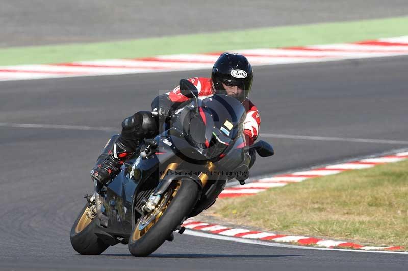 Motorcycle action photographs;brands;brands hatch photographs;event digital images;eventdigitalimages;motor racing london;no limits trackday;peter wileman photography;trackday;trackday digital images;trackday photos