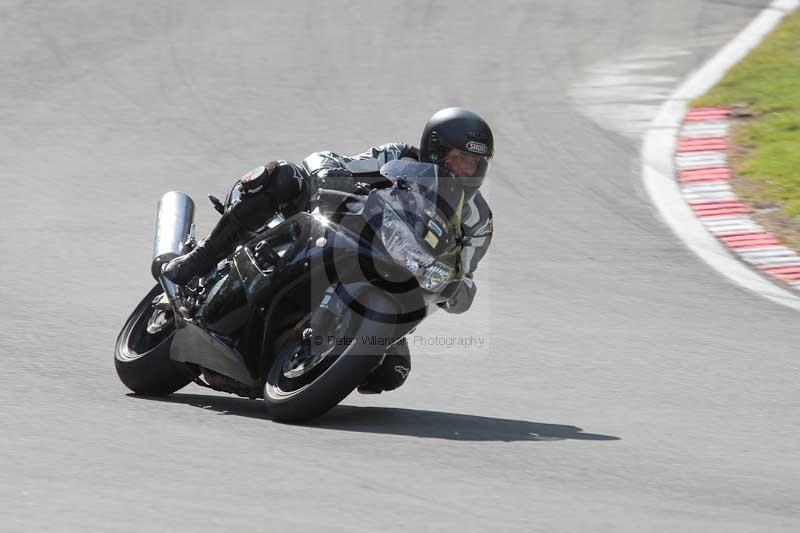 Motorcycle action photographs;brands;brands hatch photographs;event digital images;eventdigitalimages;motor racing london;no limits trackday;peter wileman photography;trackday;trackday digital images;trackday photos