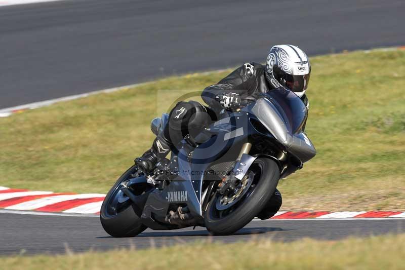 Motorcycle action photographs;brands;brands hatch photographs;event digital images;eventdigitalimages;motor racing london;no limits trackday;peter wileman photography;trackday;trackday digital images;trackday photos