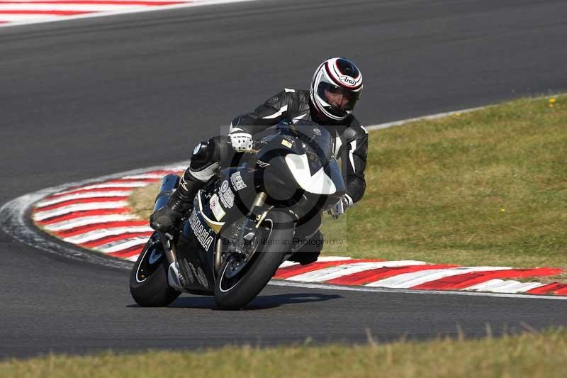 Motorcycle action photographs;brands;brands hatch photographs;event digital images;eventdigitalimages;motor racing london;no limits trackday;peter wileman photography;trackday;trackday digital images;trackday photos