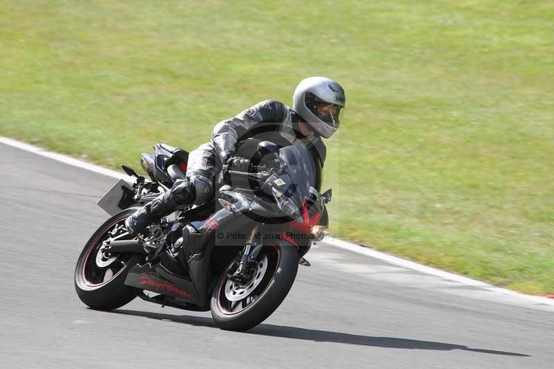 Motorcycle action photographs;brands;brands hatch photographs;event digital images;eventdigitalimages;motor racing london;no limits trackday;peter wileman photography;trackday;trackday digital images;trackday photos