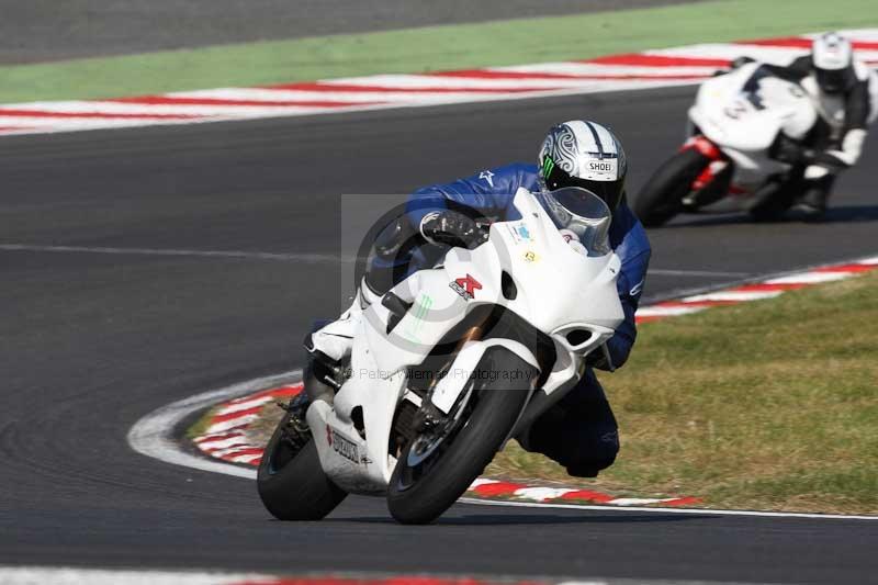Motorcycle action photographs;brands;brands hatch photographs;event digital images;eventdigitalimages;motor racing london;no limits trackday;peter wileman photography;trackday;trackday digital images;trackday photos