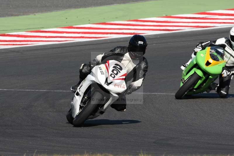 Motorcycle action photographs;brands;brands hatch photographs;event digital images;eventdigitalimages;motor racing london;no limits trackday;peter wileman photography;trackday;trackday digital images;trackday photos