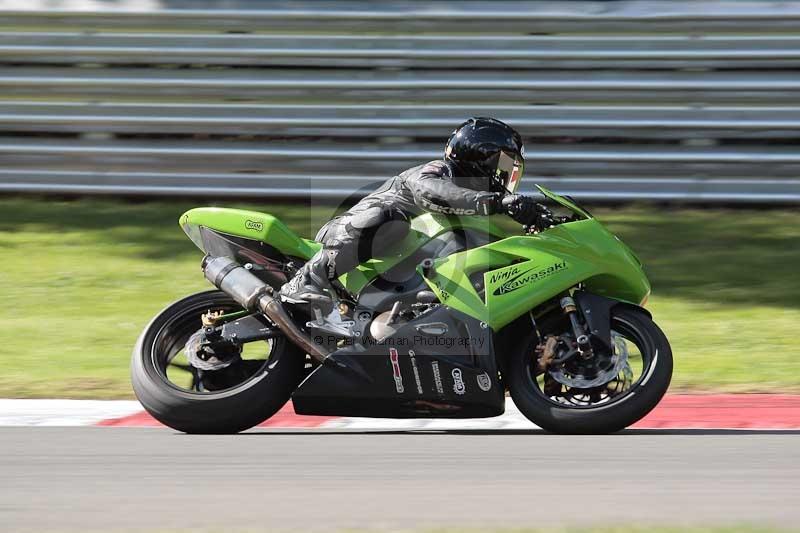 Motorcycle action photographs;brands;brands hatch photographs;event digital images;eventdigitalimages;motor racing london;no limits trackday;peter wileman photography;trackday;trackday digital images;trackday photos