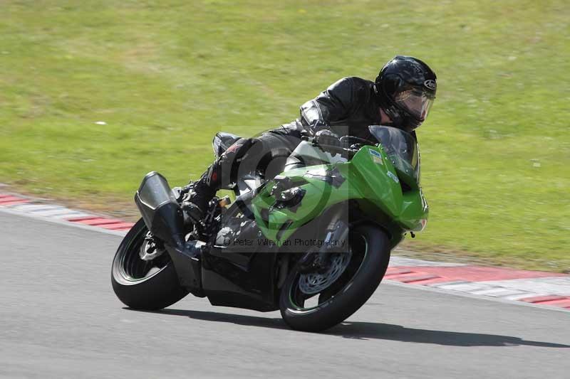Motorcycle action photographs;brands;brands hatch photographs;event digital images;eventdigitalimages;motor racing london;no limits trackday;peter wileman photography;trackday;trackday digital images;trackday photos
