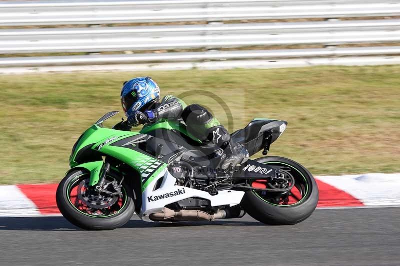 Motorcycle action photographs;brands;brands hatch photographs;event digital images;eventdigitalimages;motor racing london;no limits trackday;peter wileman photography;trackday;trackday digital images;trackday photos