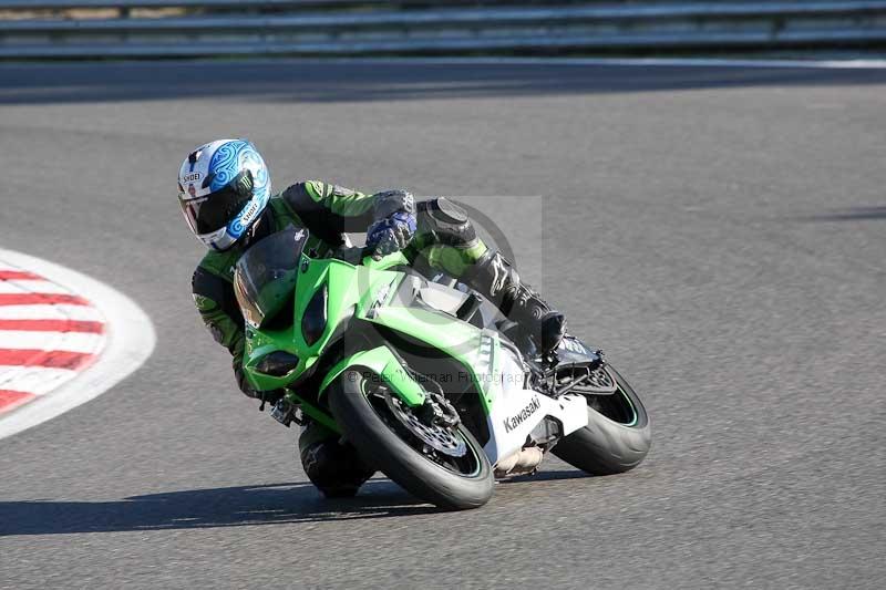 Motorcycle action photographs;brands;brands hatch photographs;event digital images;eventdigitalimages;motor racing london;no limits trackday;peter wileman photography;trackday;trackday digital images;trackday photos