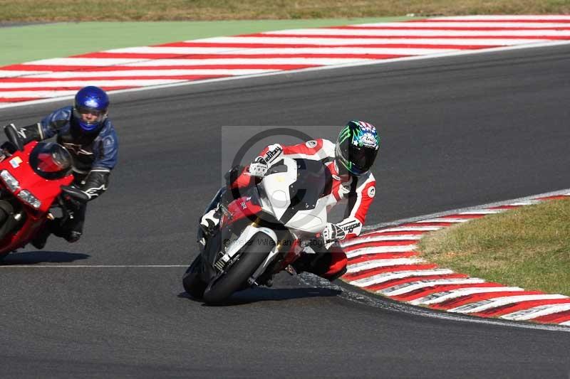 Motorcycle action photographs;brands;brands hatch photographs;event digital images;eventdigitalimages;motor racing london;no limits trackday;peter wileman photography;trackday;trackday digital images;trackday photos