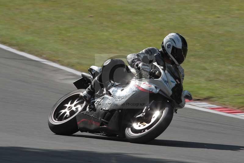 Motorcycle action photographs;brands;brands hatch photographs;event digital images;eventdigitalimages;motor racing london;no limits trackday;peter wileman photography;trackday;trackday digital images;trackday photos