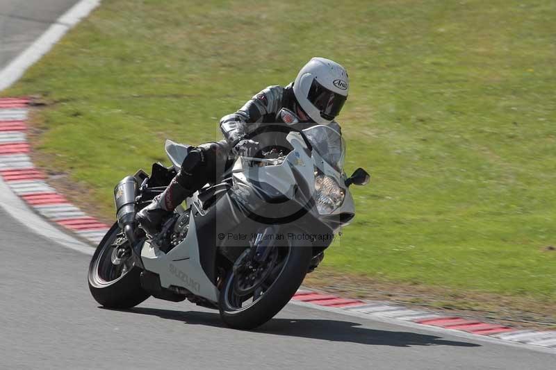 Motorcycle action photographs;brands;brands hatch photographs;event digital images;eventdigitalimages;motor racing london;no limits trackday;peter wileman photography;trackday;trackday digital images;trackday photos