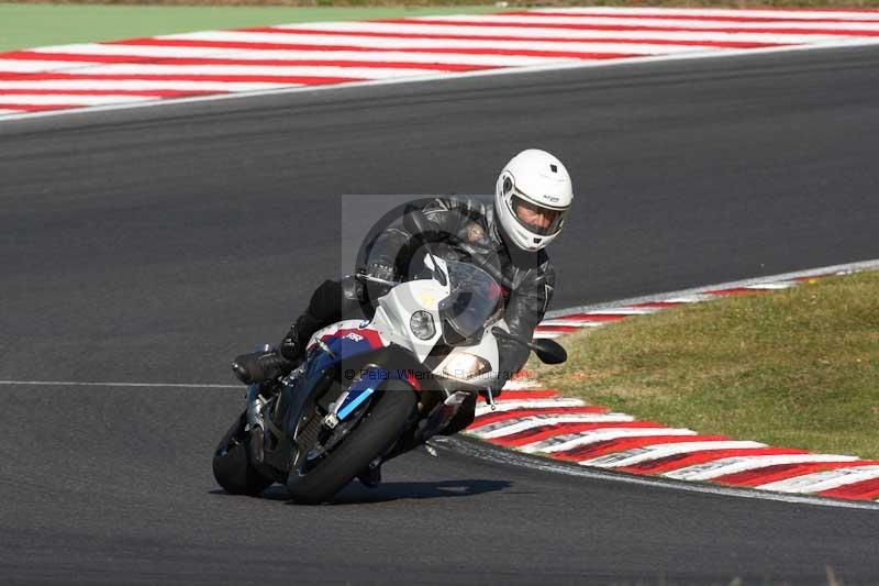 Motorcycle action photographs;brands;brands hatch photographs;event digital images;eventdigitalimages;motor racing london;no limits trackday;peter wileman photography;trackday;trackday digital images;trackday photos