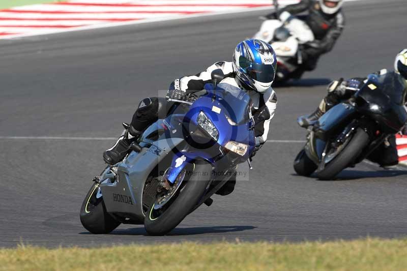 Motorcycle action photographs;brands;brands hatch photographs;event digital images;eventdigitalimages;motor racing london;no limits trackday;peter wileman photography;trackday;trackday digital images;trackday photos