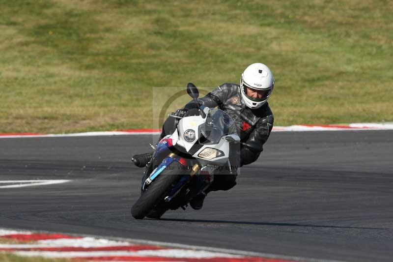 Motorcycle action photographs;brands;brands hatch photographs;event digital images;eventdigitalimages;motor racing london;no limits trackday;peter wileman photography;trackday;trackday digital images;trackday photos