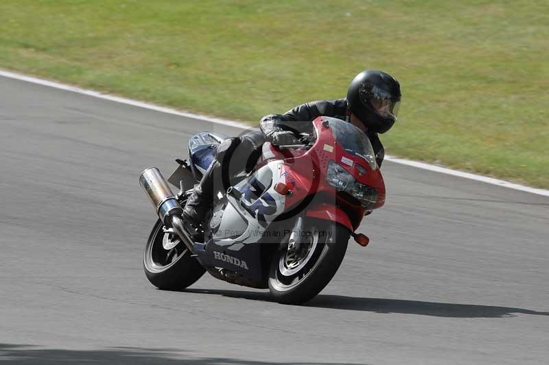 Motorcycle action photographs;brands;brands hatch photographs;event digital images;eventdigitalimages;motor racing london;no limits trackday;peter wileman photography;trackday;trackday digital images;trackday photos