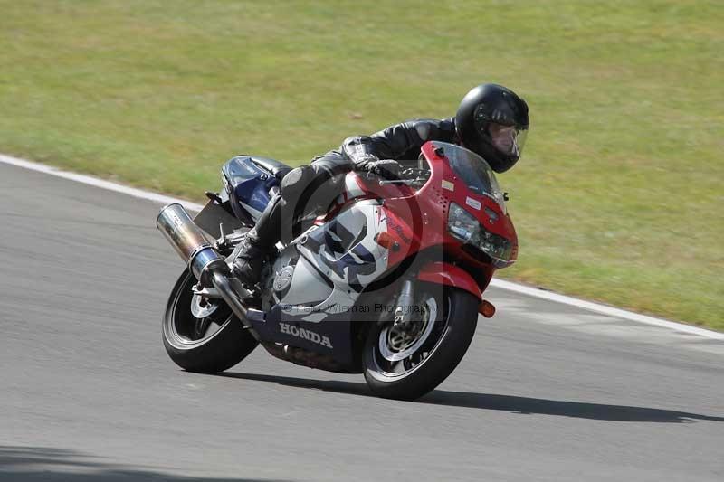 Motorcycle action photographs;brands;brands hatch photographs;event digital images;eventdigitalimages;motor racing london;no limits trackday;peter wileman photography;trackday;trackday digital images;trackday photos