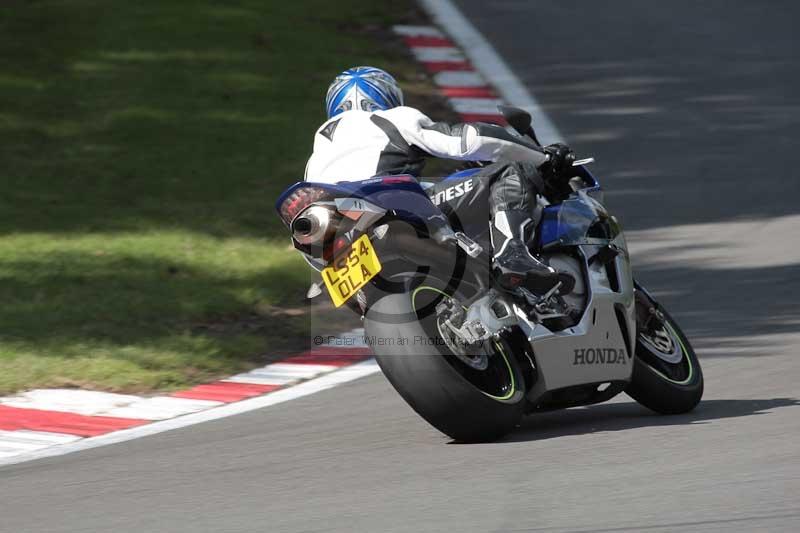 Motorcycle action photographs;brands;brands hatch photographs;event digital images;eventdigitalimages;motor racing london;no limits trackday;peter wileman photography;trackday;trackday digital images;trackday photos