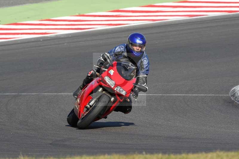 Motorcycle action photographs;brands;brands hatch photographs;event digital images;eventdigitalimages;motor racing london;no limits trackday;peter wileman photography;trackday;trackday digital images;trackday photos