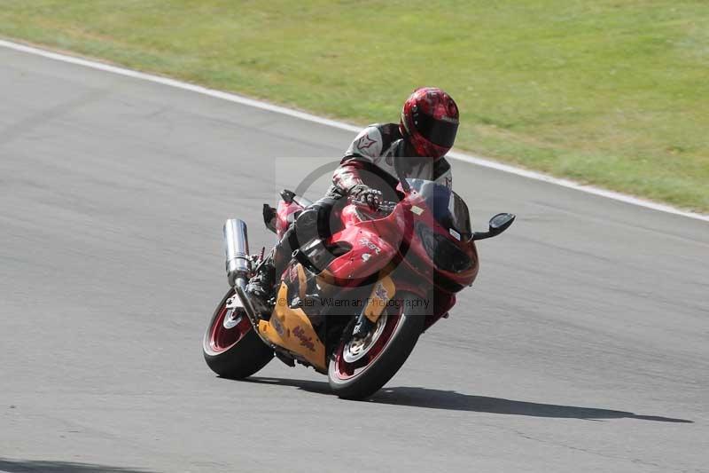 Motorcycle action photographs;brands;brands hatch photographs;event digital images;eventdigitalimages;motor racing london;no limits trackday;peter wileman photography;trackday;trackday digital images;trackday photos