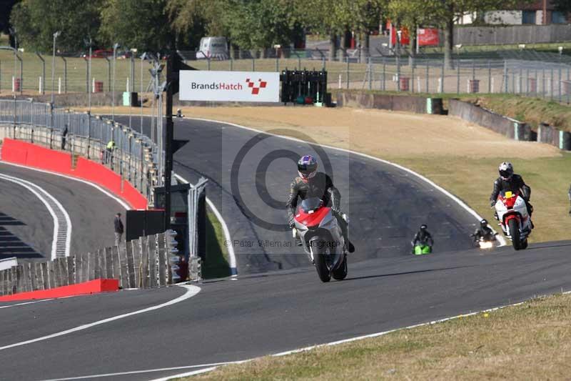 Motorcycle action photographs;brands;brands hatch photographs;event digital images;eventdigitalimages;motor racing london;no limits trackday;peter wileman photography;trackday;trackday digital images;trackday photos