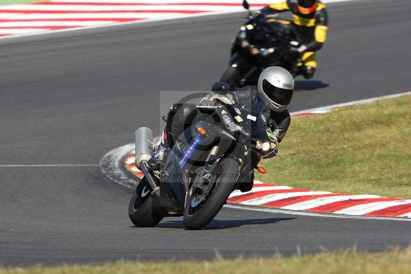 Motorcycle action photographs;brands;brands hatch photographs;event digital images;eventdigitalimages;motor racing london;no limits trackday;peter wileman photography;trackday;trackday digital images;trackday photos