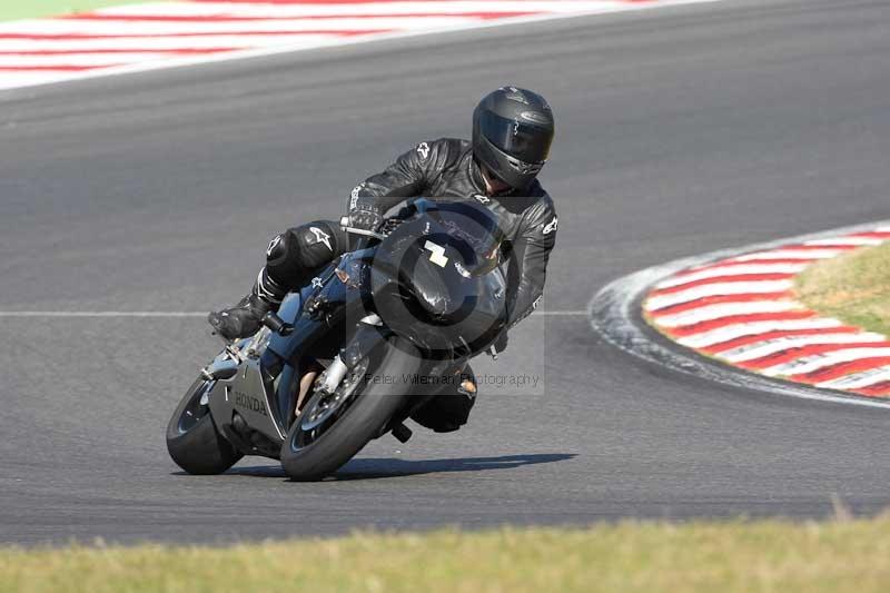 Motorcycle action photographs;brands;brands hatch photographs;event digital images;eventdigitalimages;motor racing london;no limits trackday;peter wileman photography;trackday;trackday digital images;trackday photos