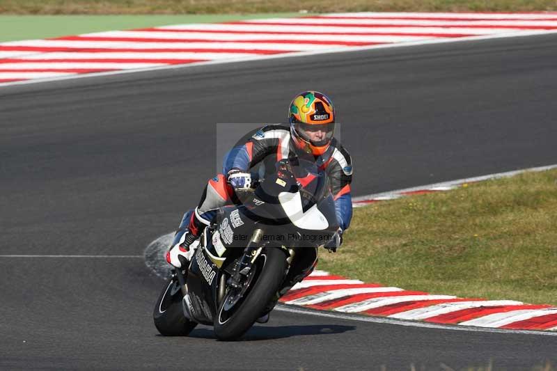 Motorcycle action photographs;brands;brands hatch photographs;event digital images;eventdigitalimages;motor racing london;no limits trackday;peter wileman photography;trackday;trackday digital images;trackday photos