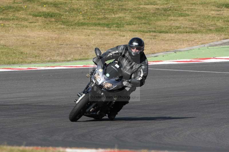 Motorcycle action photographs;brands;brands hatch photographs;event digital images;eventdigitalimages;motor racing london;no limits trackday;peter wileman photography;trackday;trackday digital images;trackday photos